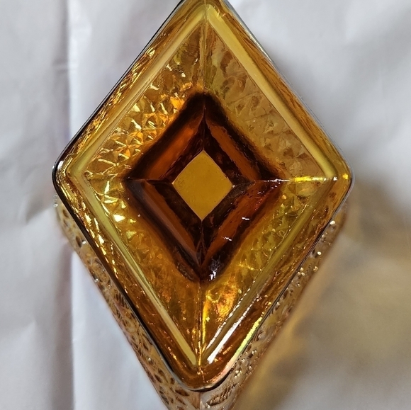 Vintage Indiana Carnival Glass Amber Pedestal Diamond Shaped Dish - Picture 4 of 5